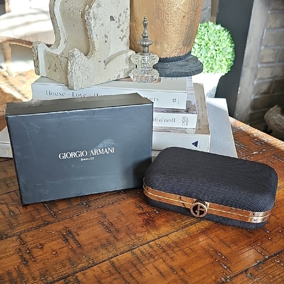 Giorgio Armani Other - Giorgio Armani Black Men's Accessory Case